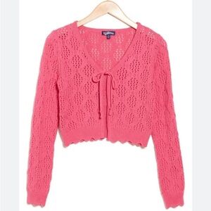 Freshman cable knit cropped scalloped croquette Cottagecore sweater/cardigan